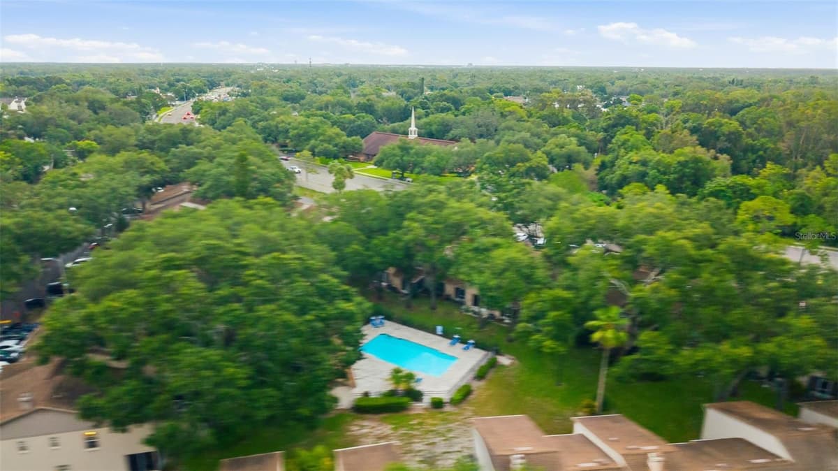 2350 FLETCHERS POINT CIRCLE — photo 34 of 37