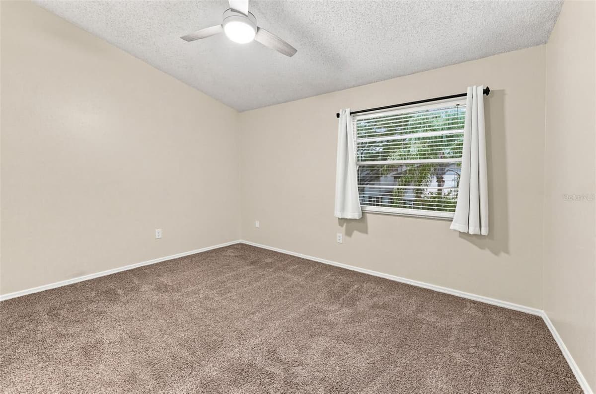 2350 FLETCHERS POINT CIRCLE — photo 17 of 37