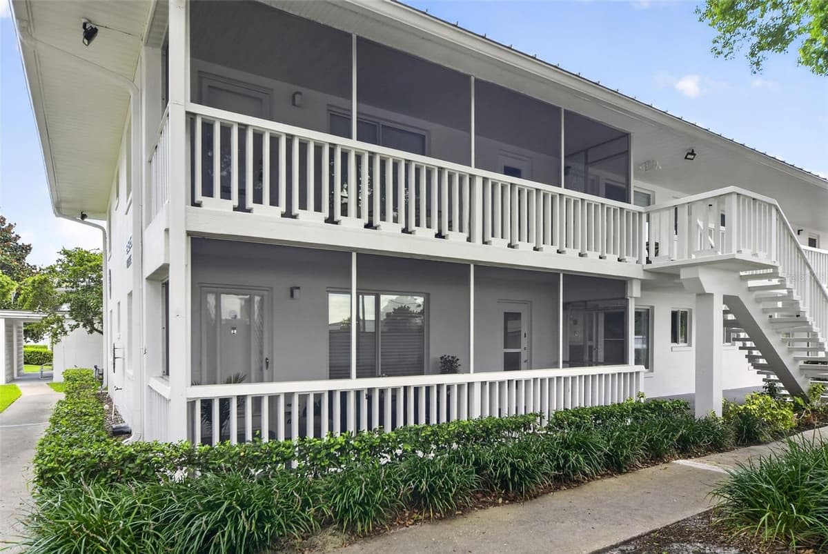 1140 ORLANDO AVENUE — photo 1 of 30