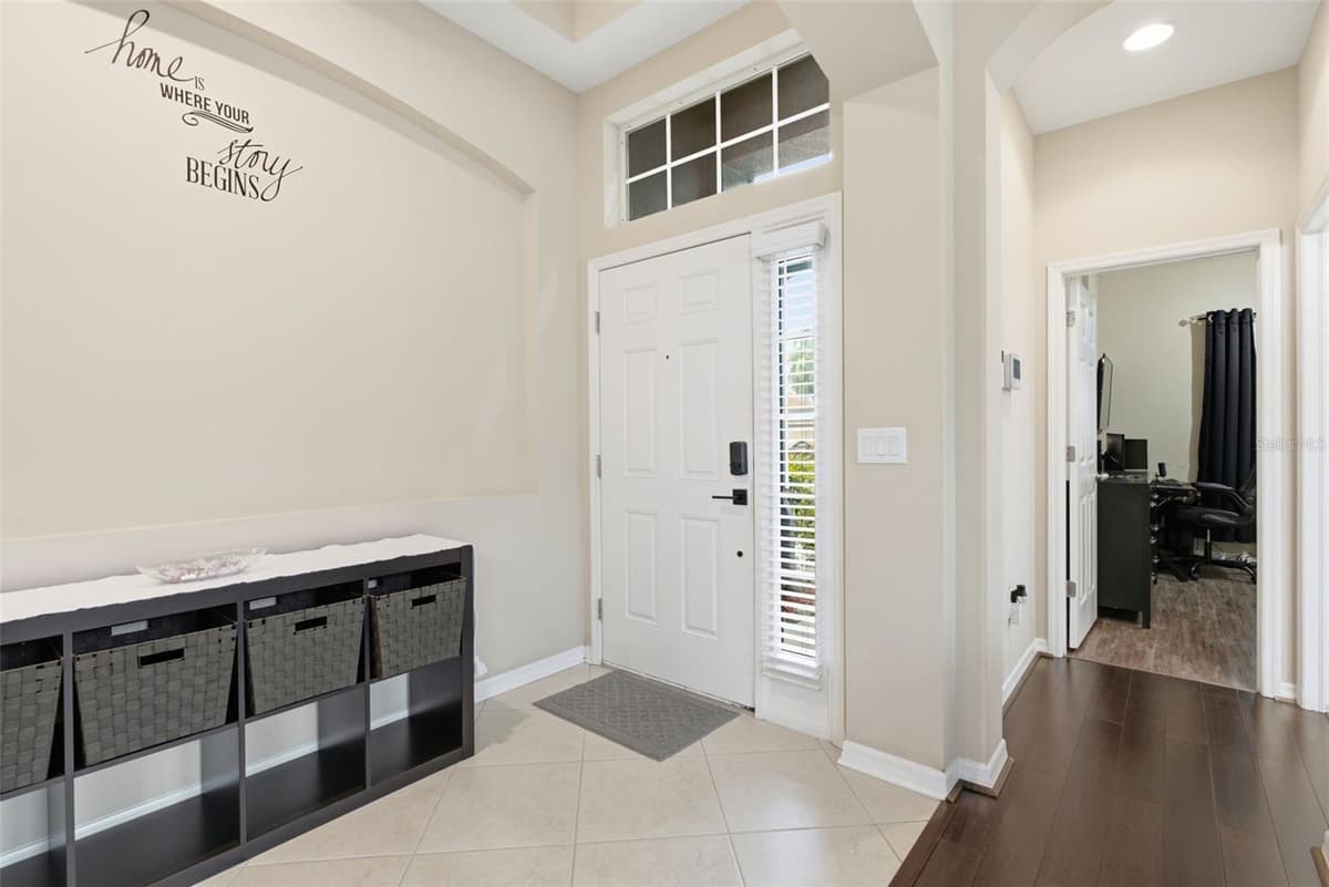 11105 WEMBLEY LANDING DRIVE — photo 3 of 43