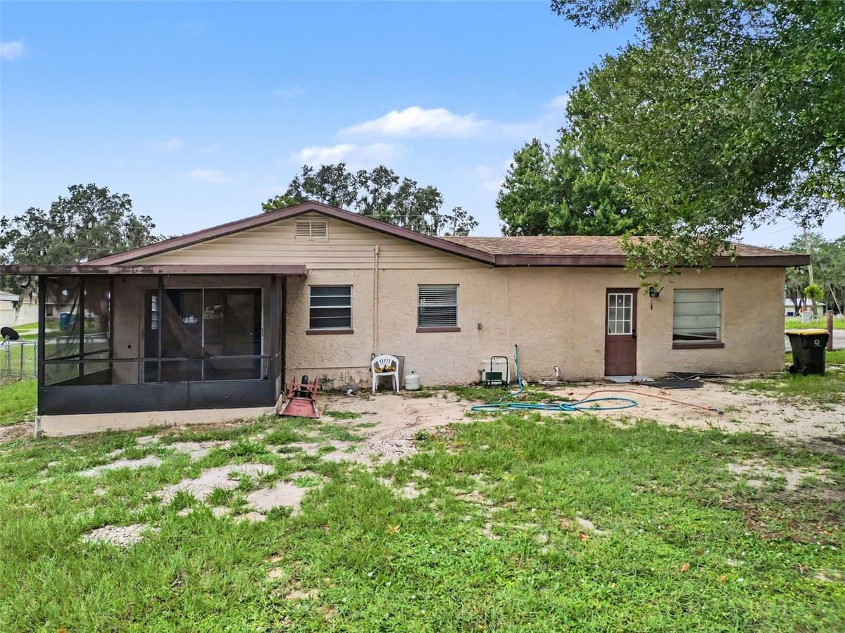 415 LAKE JUNE ROAD — photo 14 of 24