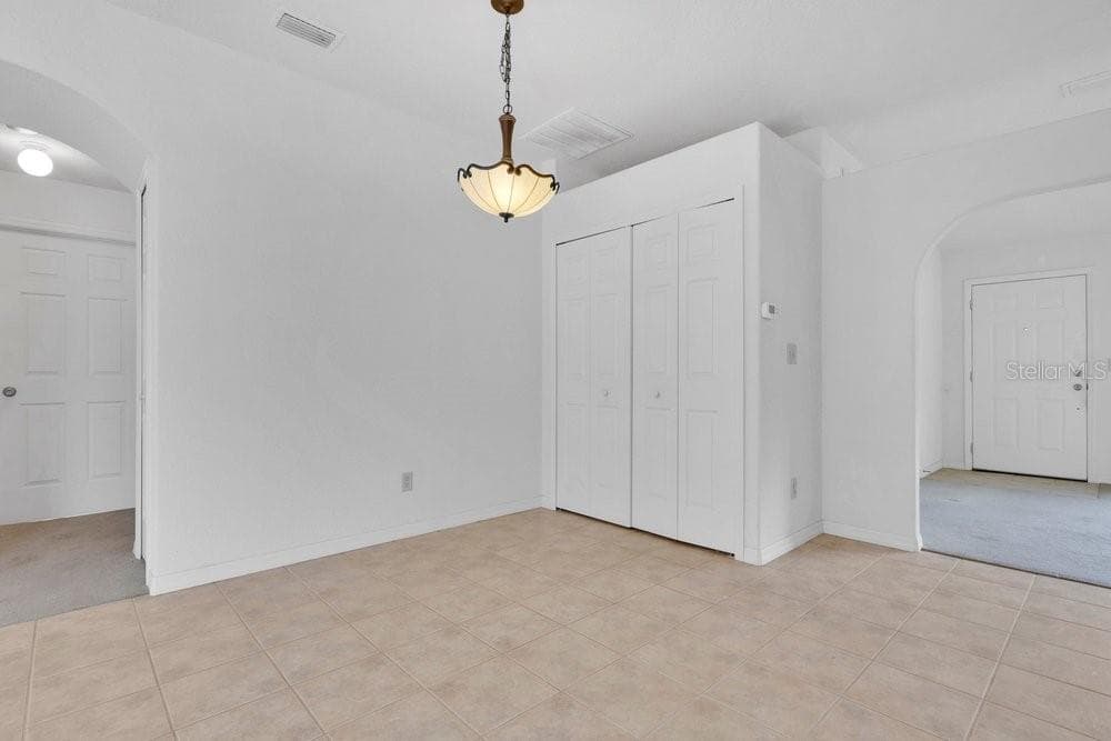 2225 MARYLAND AVENUE — photo 12 of 23