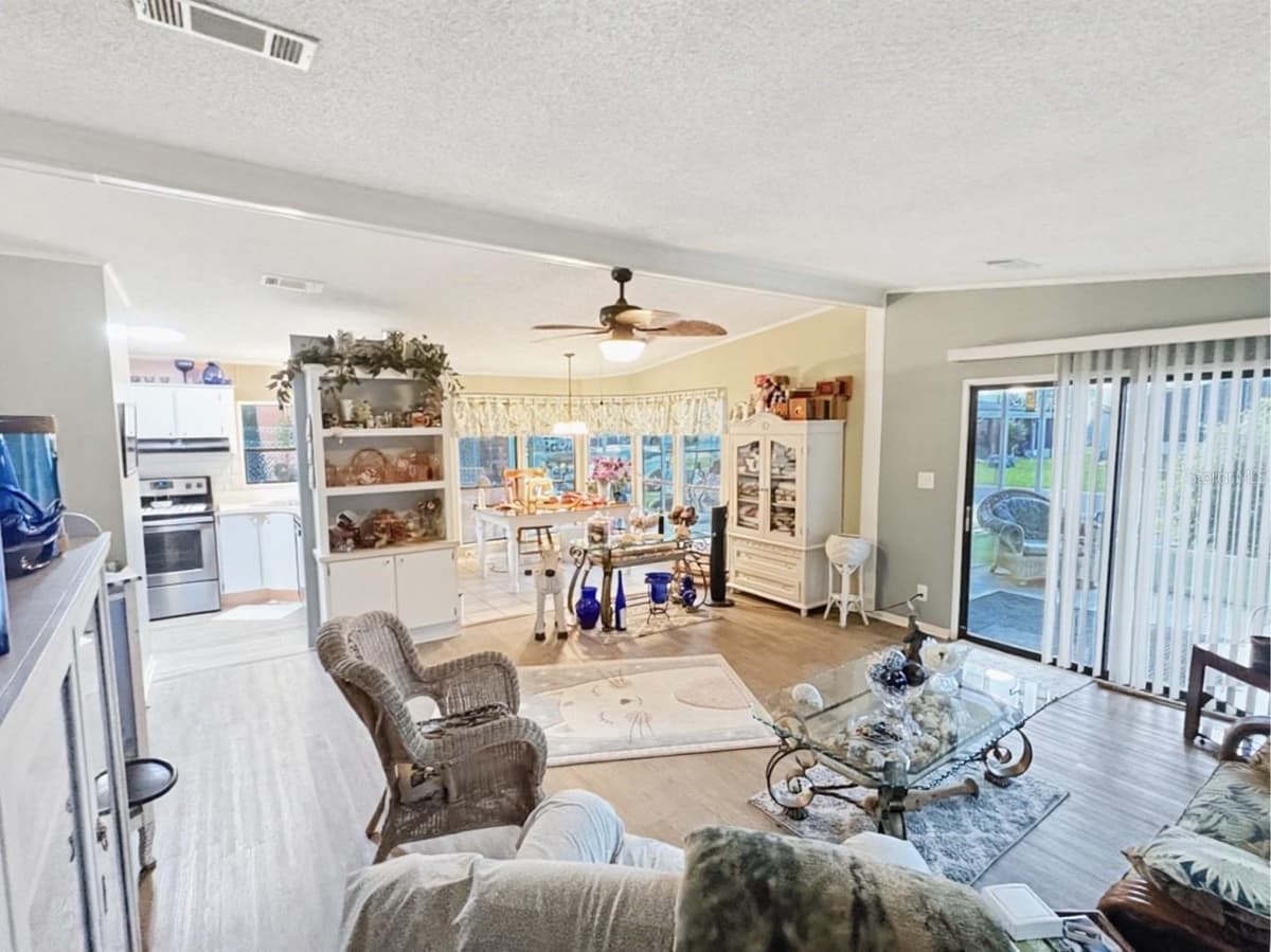 413 TIMBER TRAIL — photo 7 of 21