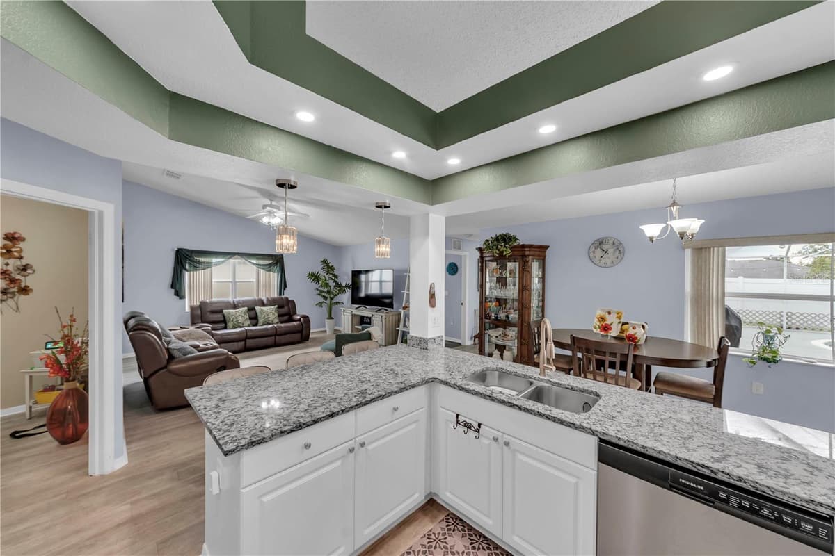 1622 CRAZY HORSE DR — photo 10 of 54