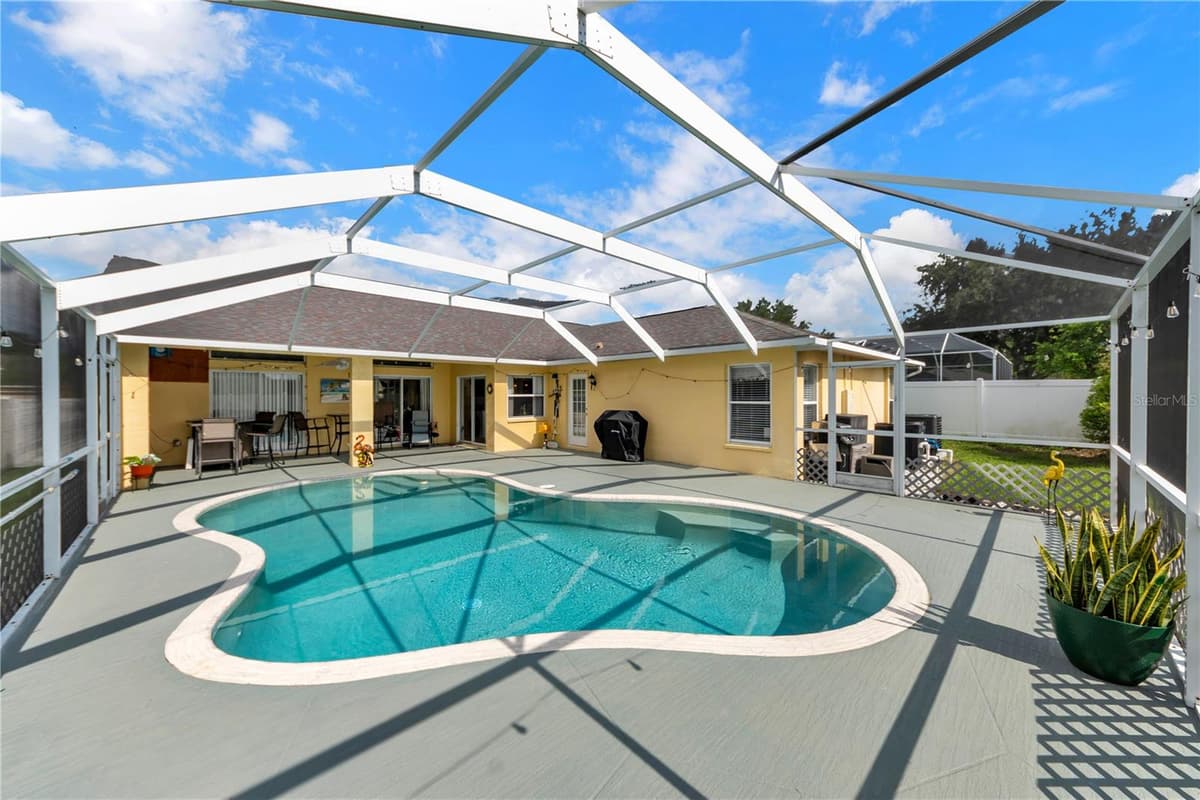 1622 CRAZY HORSE DR — photo 41 of 54
