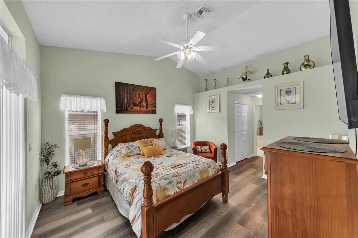 1622 CRAZY HORSE DR — photo 23 of 54