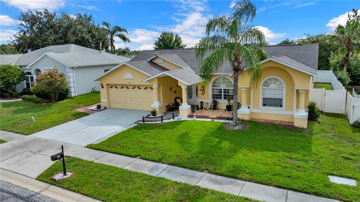 1622 CRAZY HORSE DR — photo 4 of 54