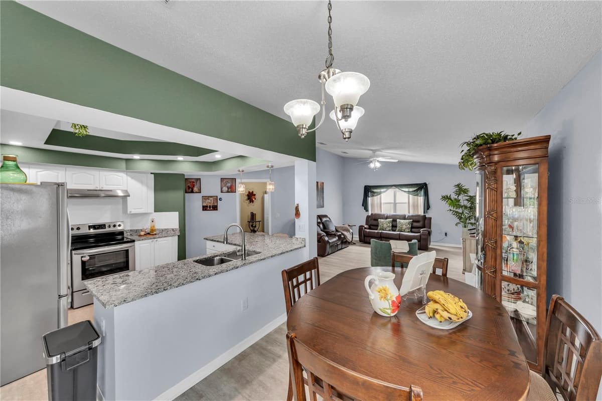 1622 CRAZY HORSE DR — photo 13 of 54