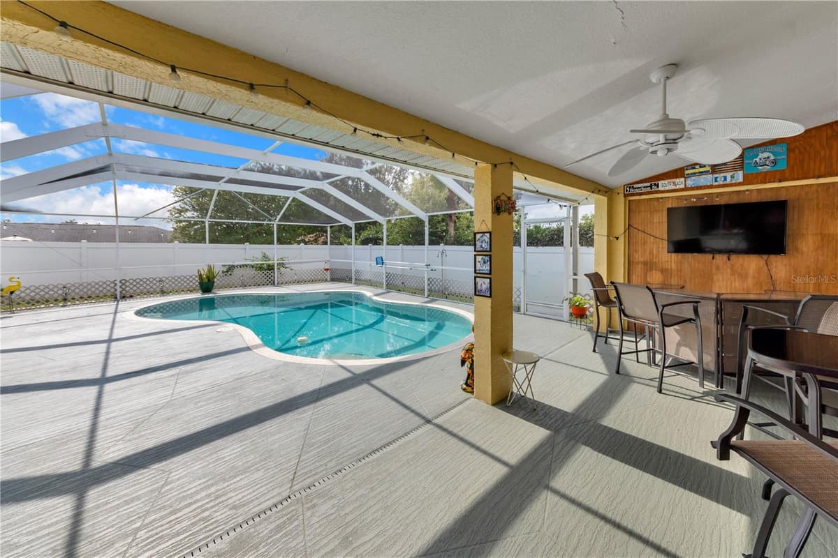 1622 CRAZY HORSE DR — photo 42 of 54