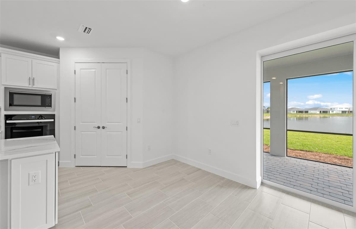 16526 ENNIS PLACE — photo 18 of 38