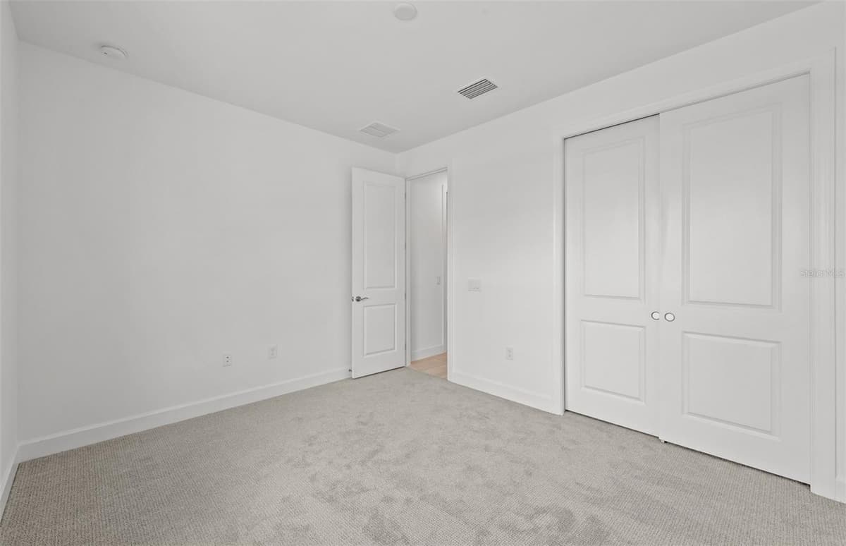 16526 ENNIS PLACE — photo 8 of 38