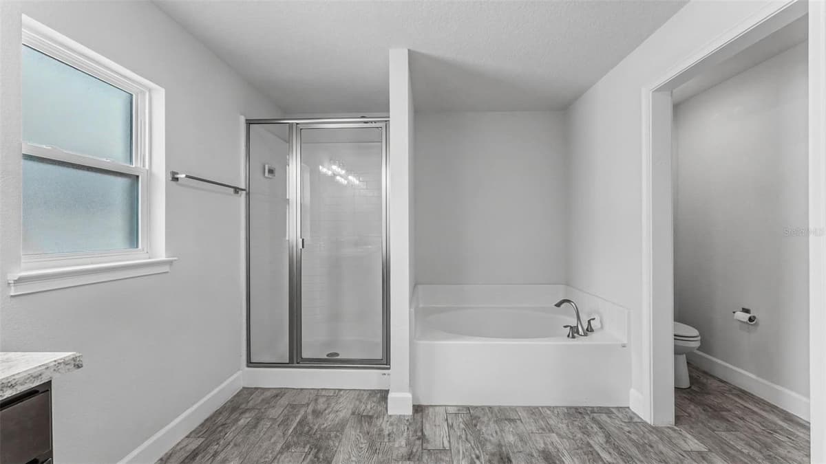 314 ATHABASCA PLACE — photo 16 of 35