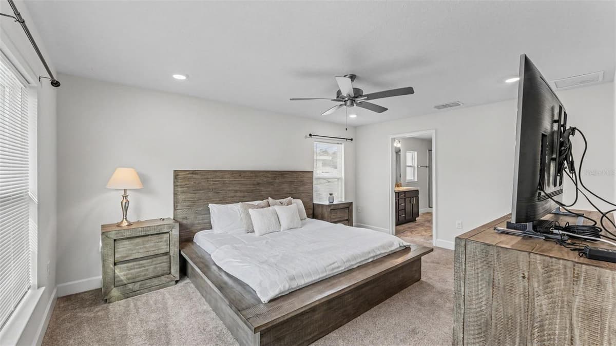 314 ATHABASCA PLACE — photo 12 of 35