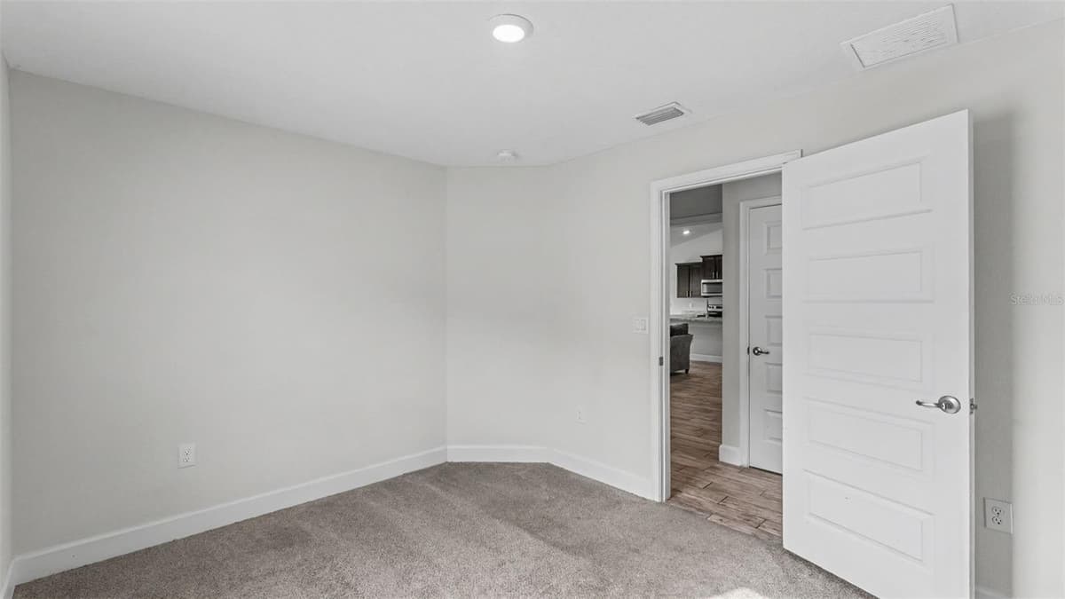 314 ATHABASCA PLACE — photo 23 of 35