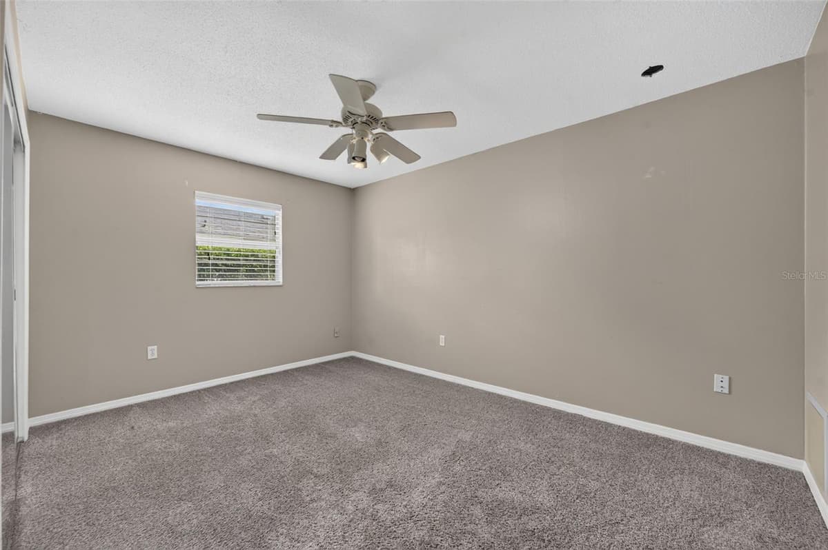 3240 TOURAINE AVENUE — photo 30 of 39