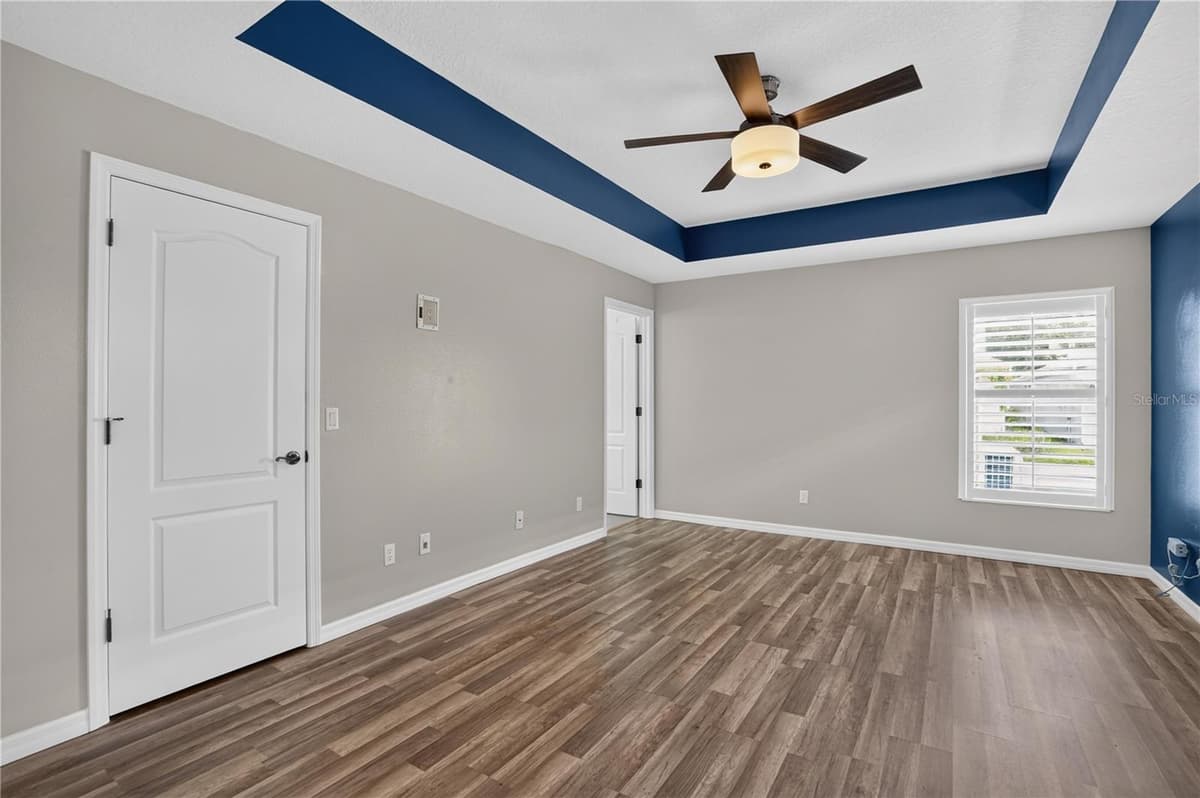 4718 FOREST CREEK TRAIL — photo 16 of 45