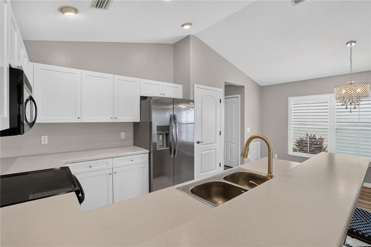 4718 FOREST CREEK TRAIL — photo 13 of 45