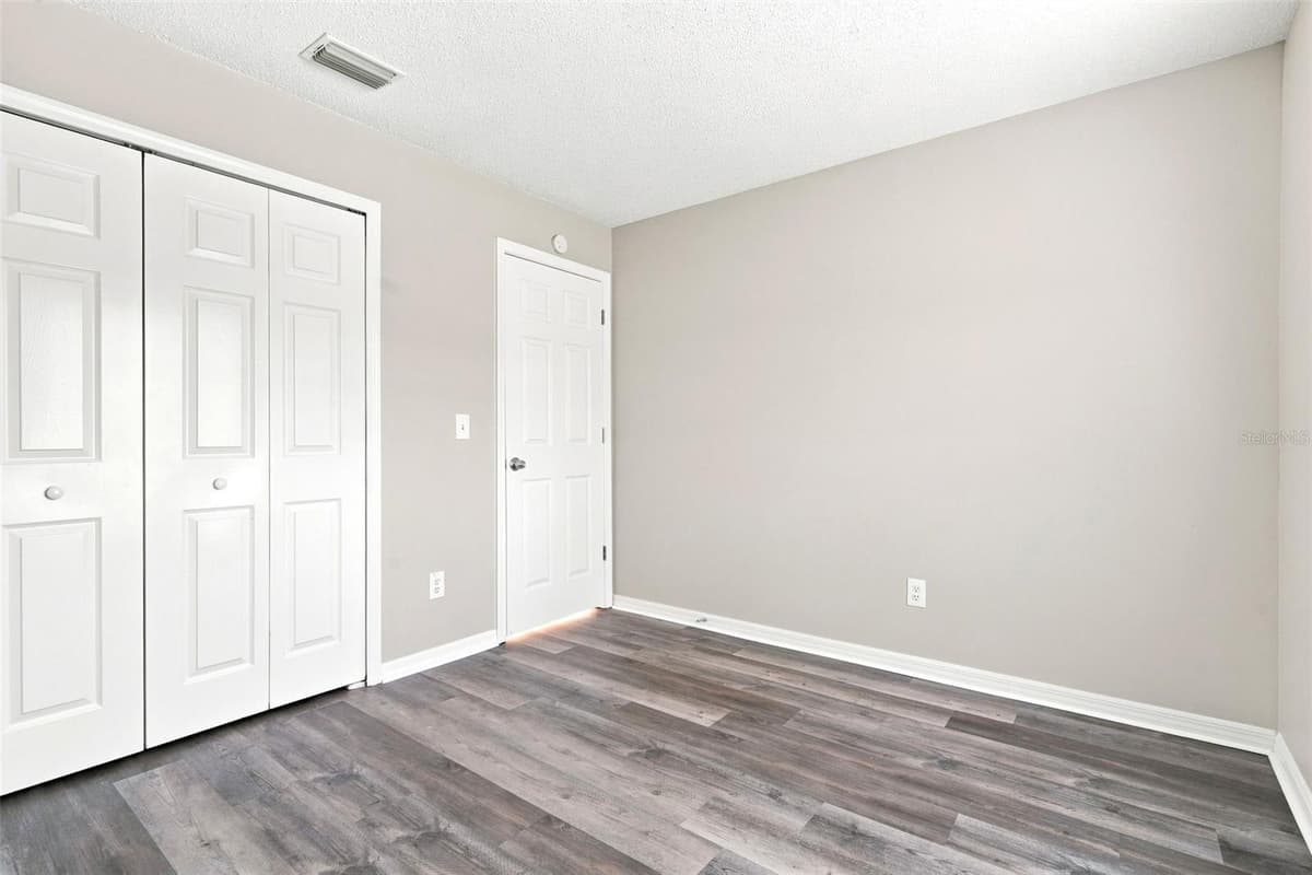 873 SILVERSMITH CIRCLE — photo 23 of 39