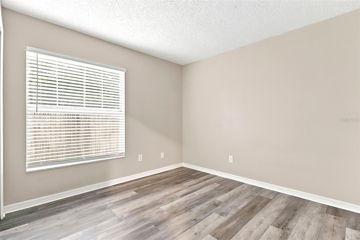 873 SILVERSMITH CIRCLE — photo 24 of 39