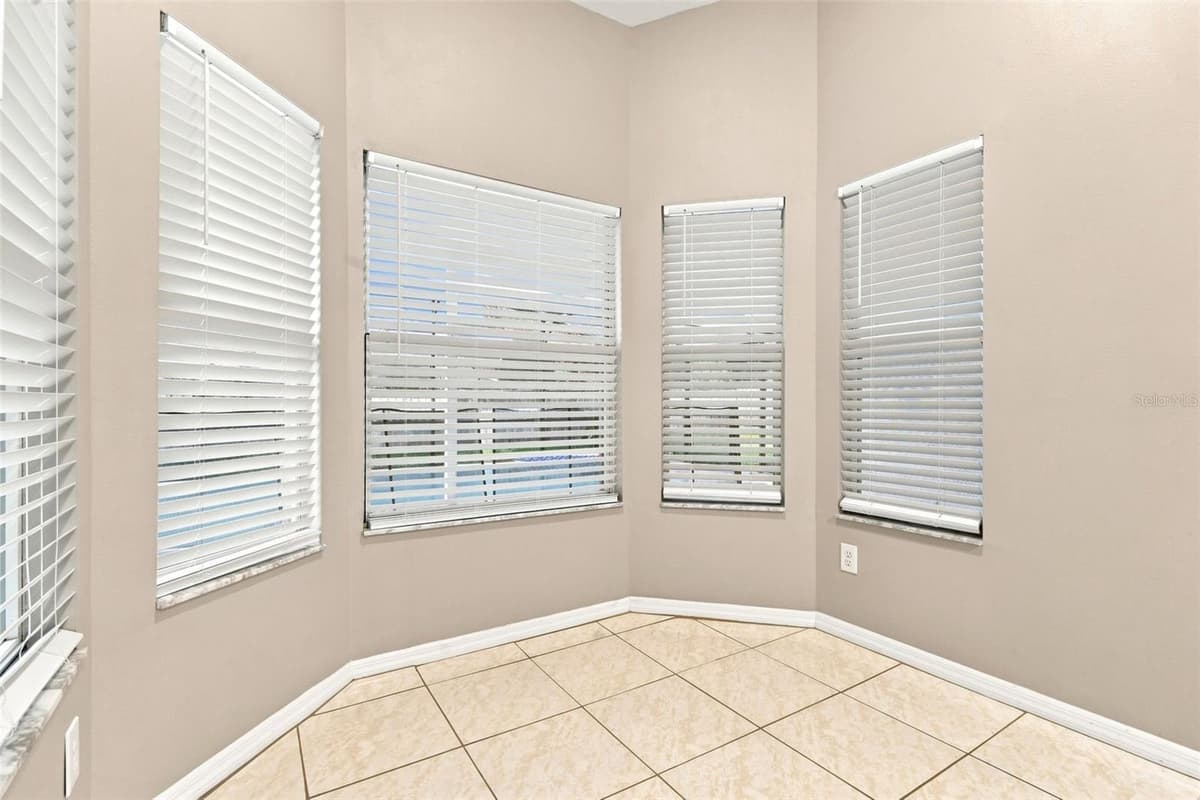 873 SILVERSMITH CIRCLE — photo 16 of 39