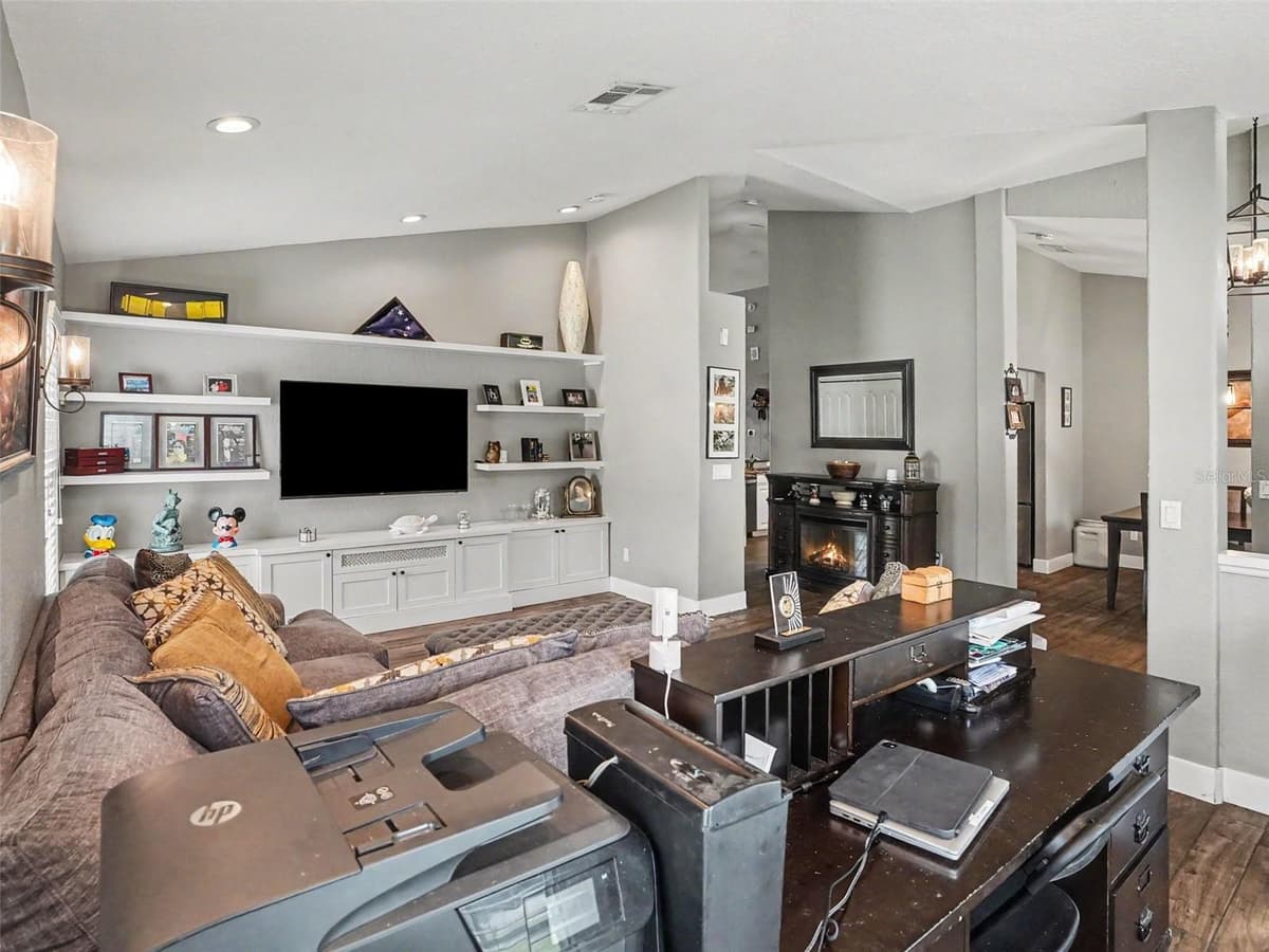 5638 CATSKILL COURT — photo 13 of 31