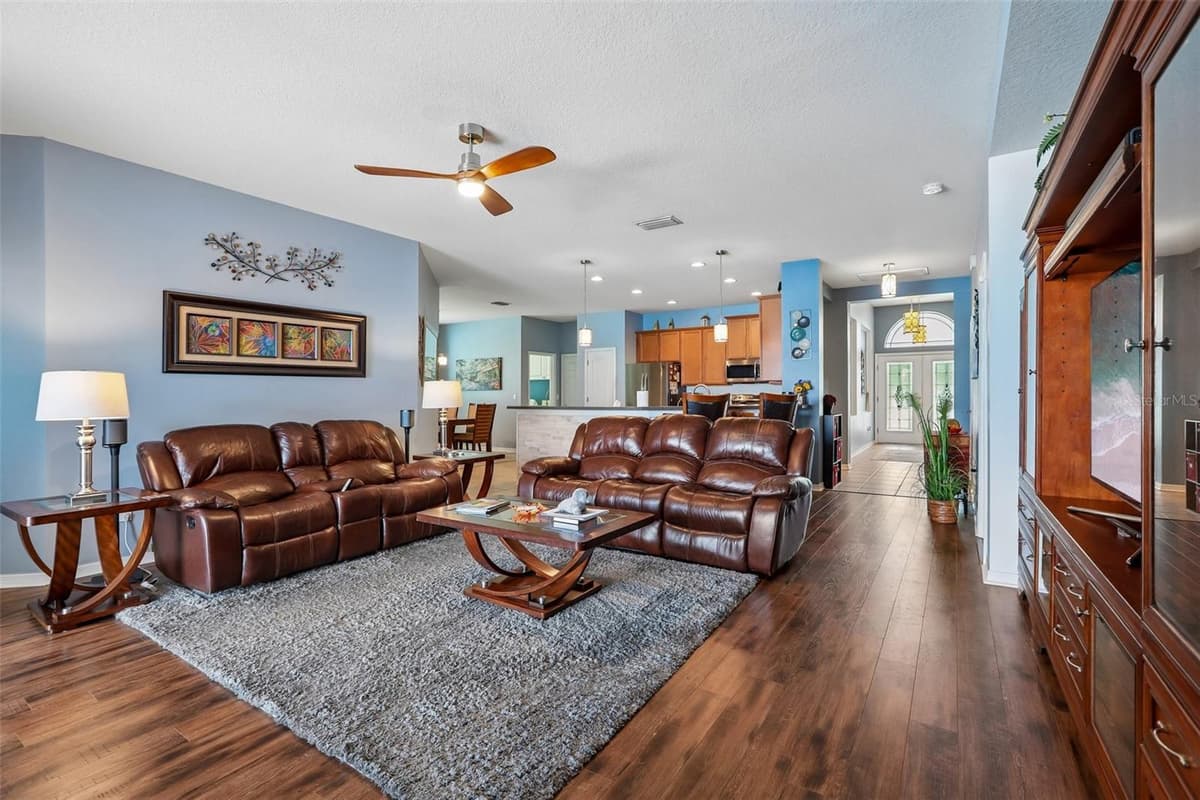 809 SEMINOLE SKY DRIVE — photo 13 of 63
