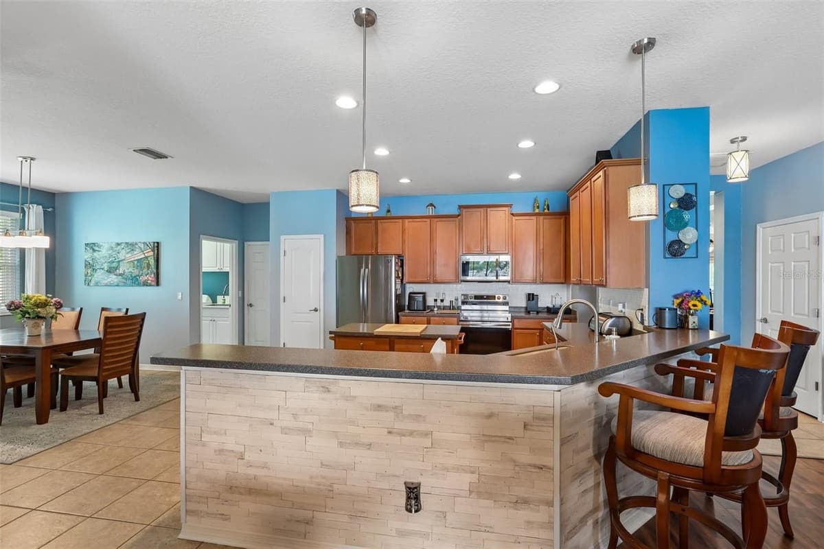 809 SEMINOLE SKY DRIVE — photo 22 of 63