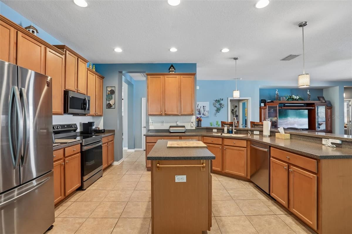 809 SEMINOLE SKY DRIVE — photo 18 of 63