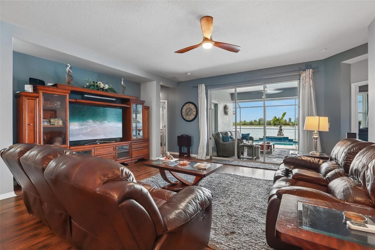 809 SEMINOLE SKY DRIVE — photo 15 of 63