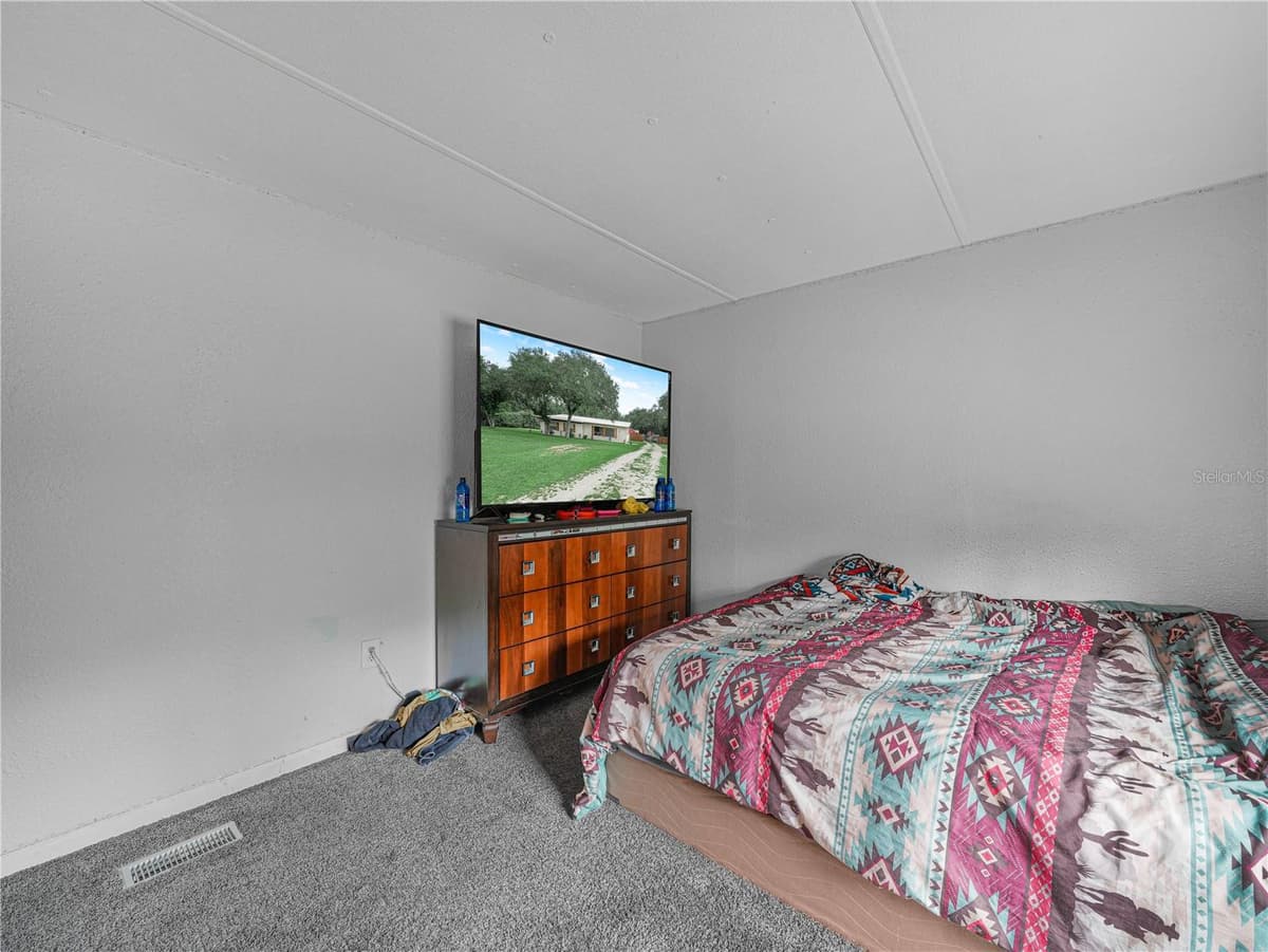 2935 SILVER SPUR LOOP — photo 19 of 46