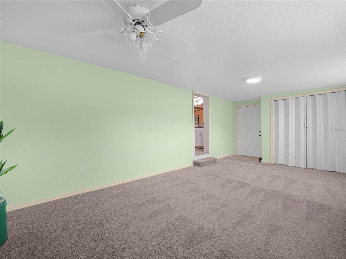 2935 SILVER SPUR LOOP — photo 21 of 46
