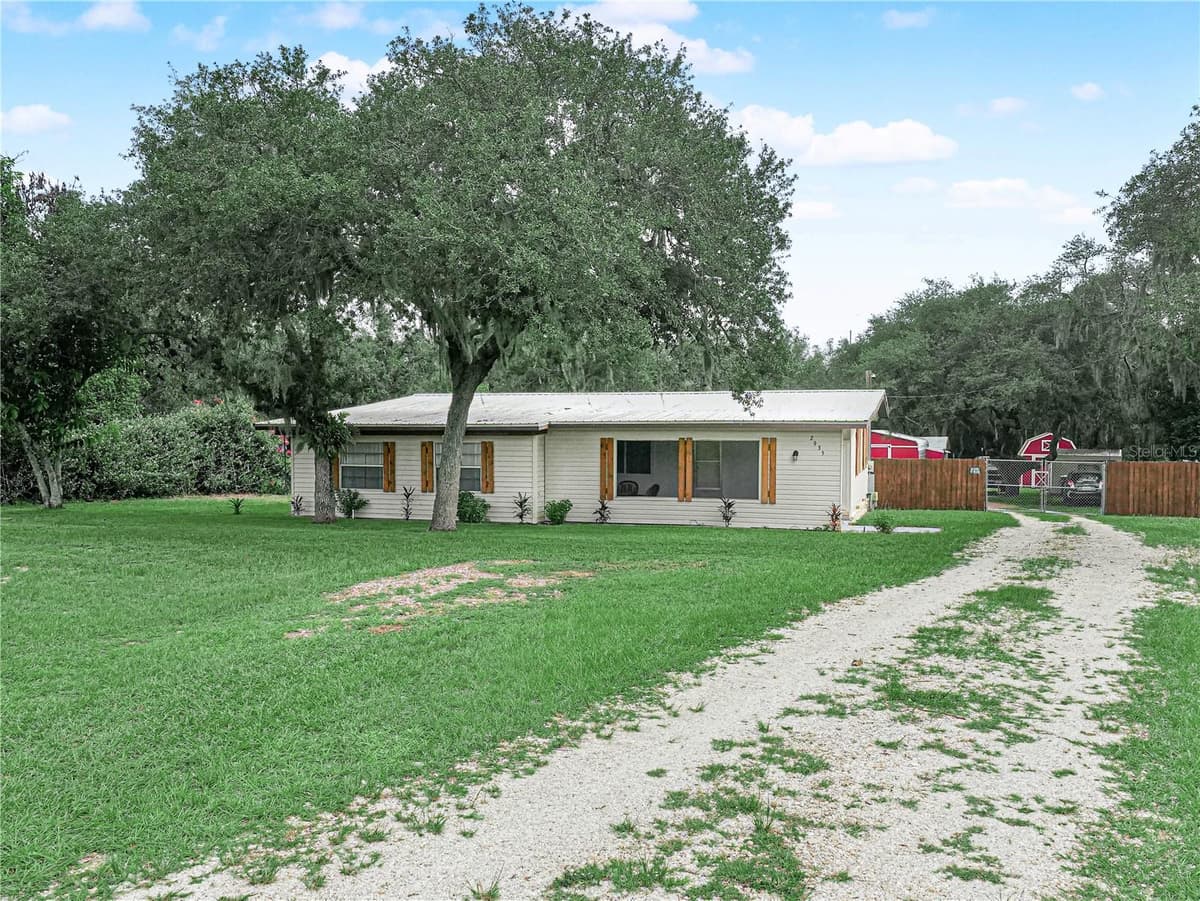 2935 SILVER SPUR LOOP — photo 5 of 46