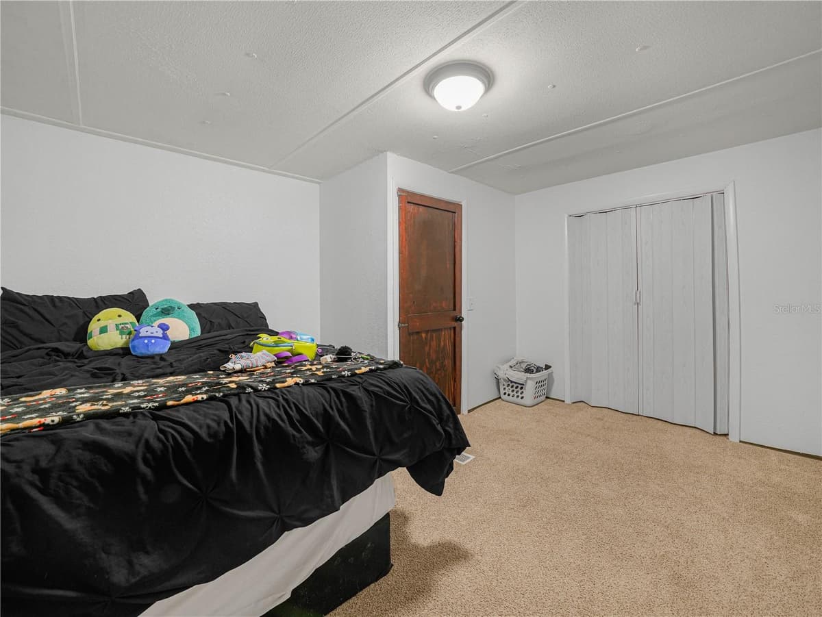 2935 SILVER SPUR LOOP — photo 24 of 46