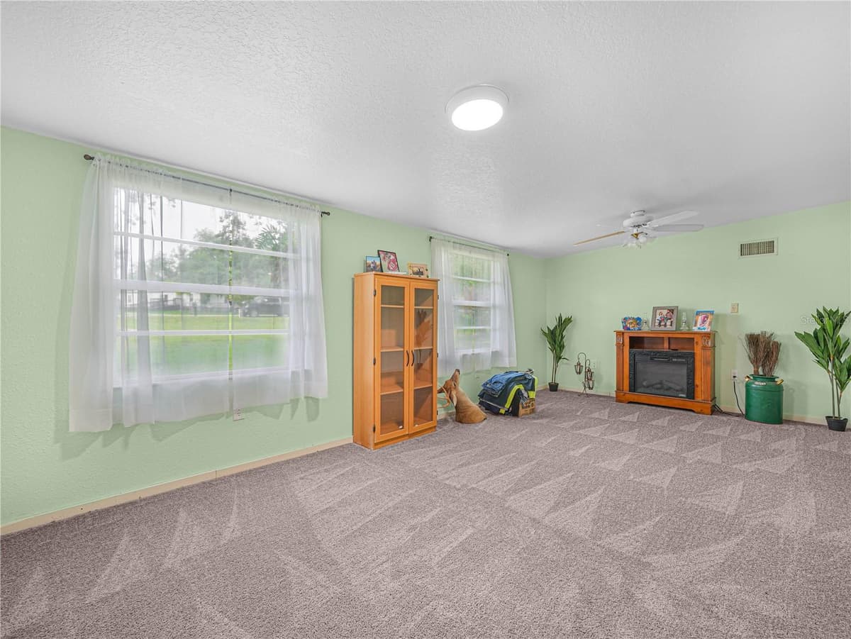 2935 SILVER SPUR LOOP — photo 20 of 46