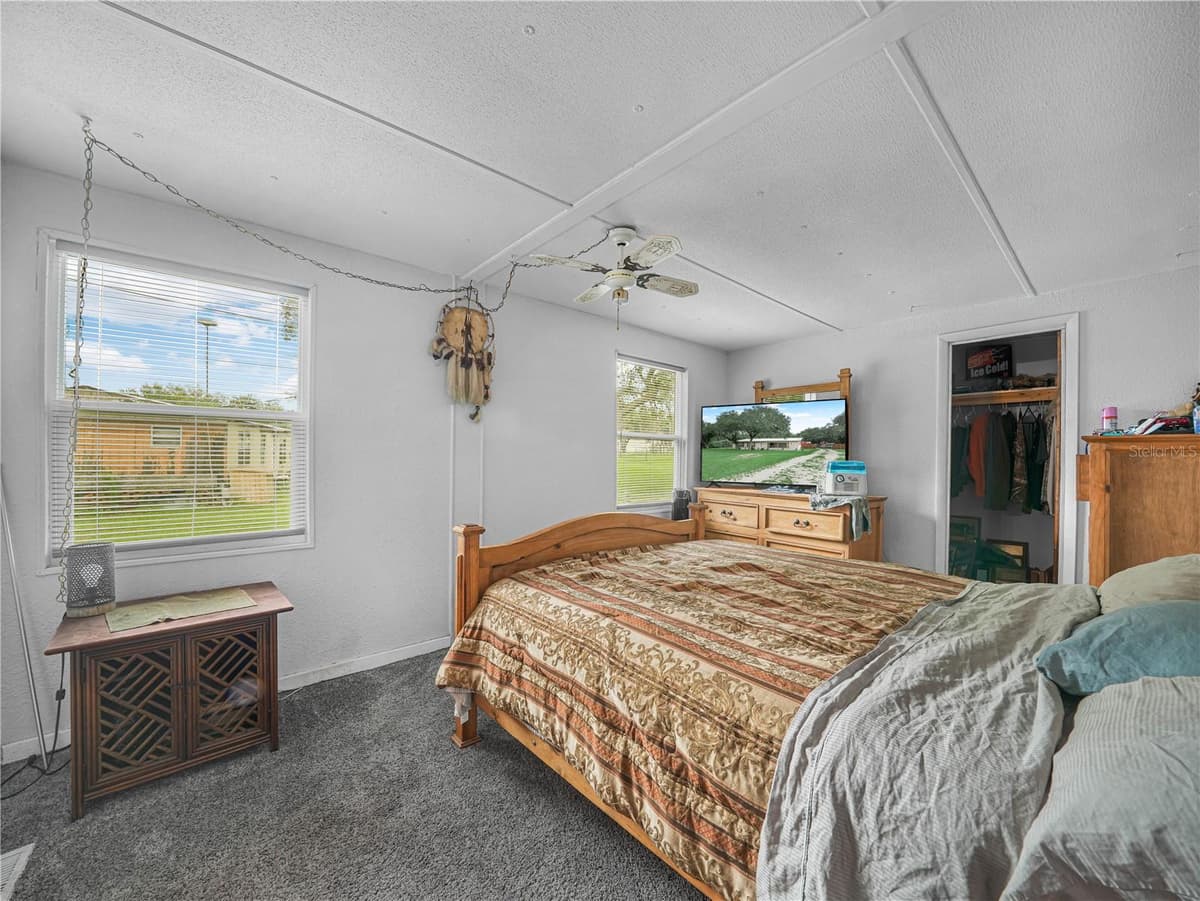 2935 SILVER SPUR LOOP — photo 15 of 46