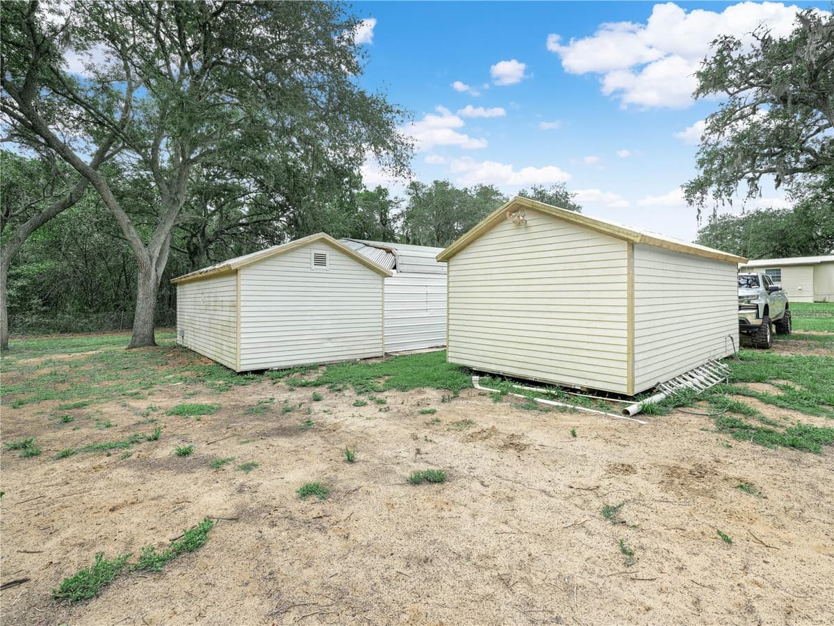 2935 SILVER SPUR LOOP — photo 32 of 46