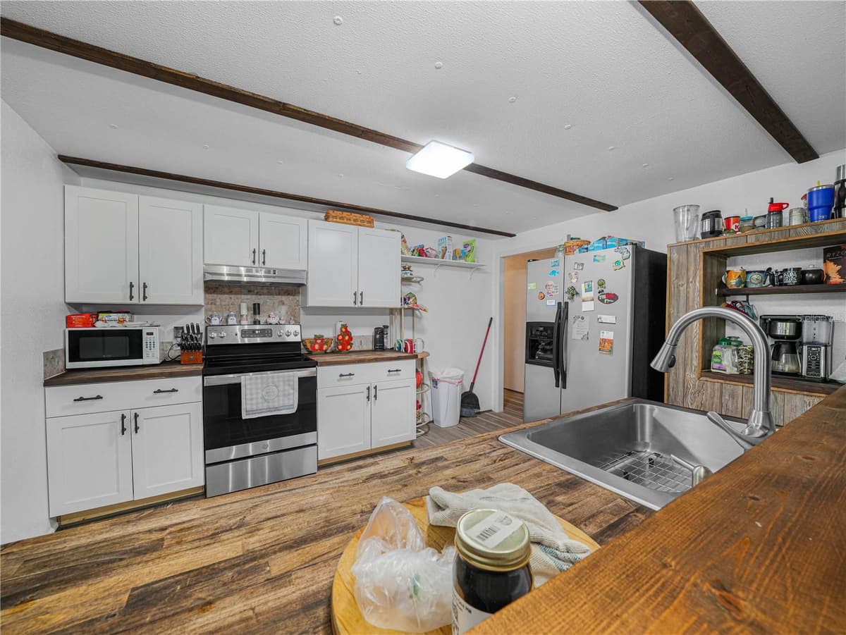 2935 SILVER SPUR LOOP — photo 13 of 46
