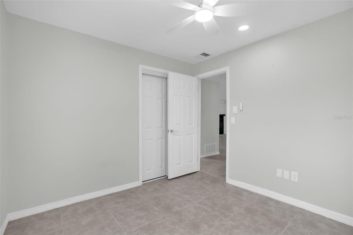 108 KILKENNY COURT — photo 19 of 41