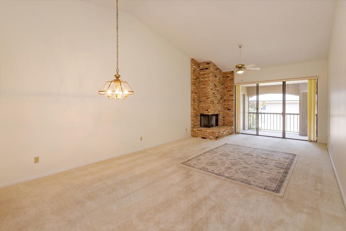 1055 KENSINGTON PARK DRIVE — photo 10 of 23
