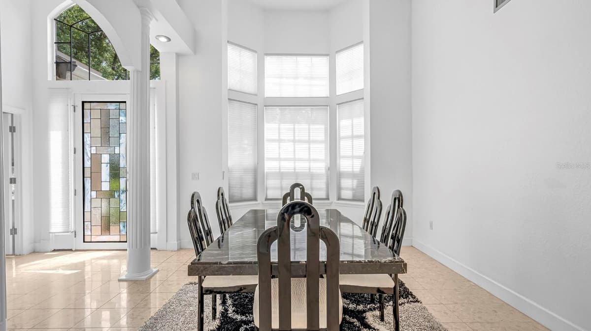 6501 FAIRWAY COVE DRIVE — photo 9 of 49