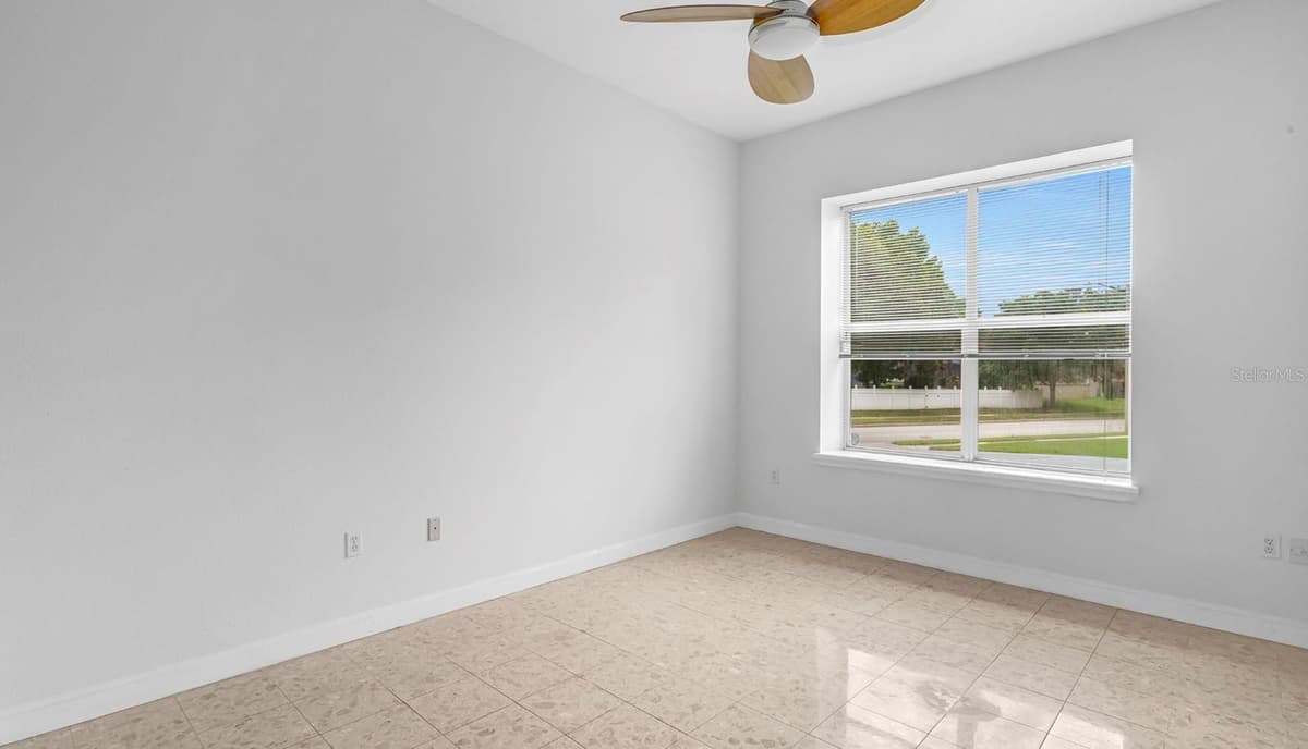 6501 FAIRWAY COVE DRIVE — photo 30 of 49