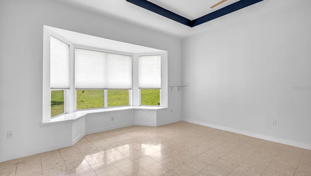 6501 FAIRWAY COVE DRIVE — photo 5 of 49