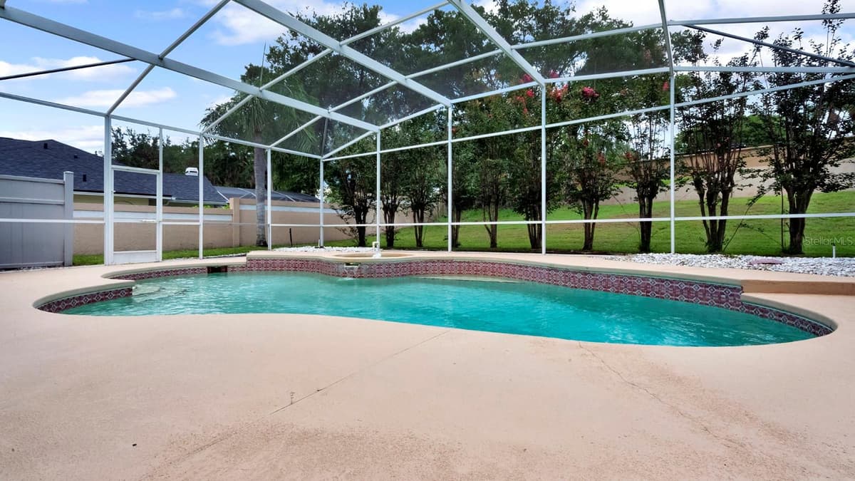 6501 FAIRWAY COVE DRIVE — photo 44 of 49