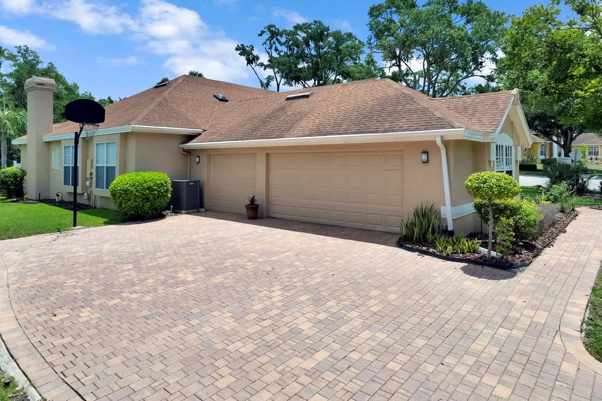6501 FAIRWAY COVE DRIVE — photo 47 of 49