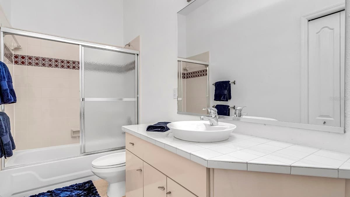 6501 FAIRWAY COVE DRIVE — photo 31 of 49
