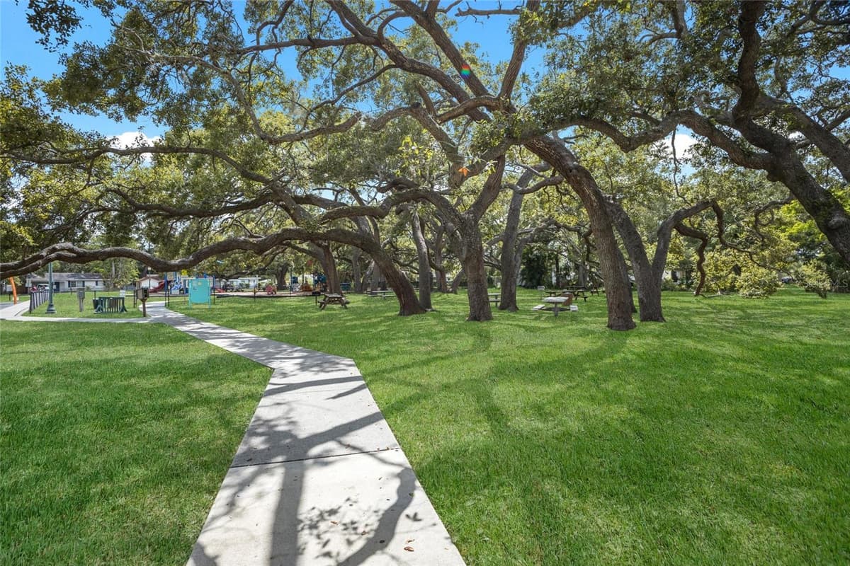 2070 HYDE PARK STREET — photo 45 of 50