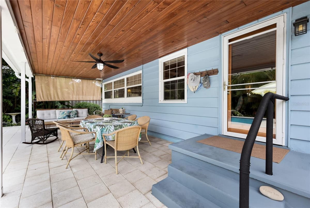 2070 HYDE PARK STREET — photo 30 of 50