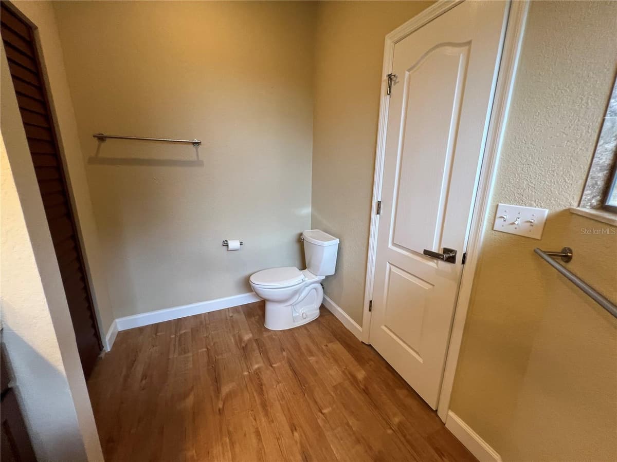 1383 CURLEW ROAD — photo 34 of 56