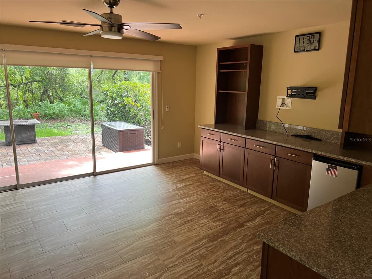 1383 CURLEW ROAD — photo 4 of 56