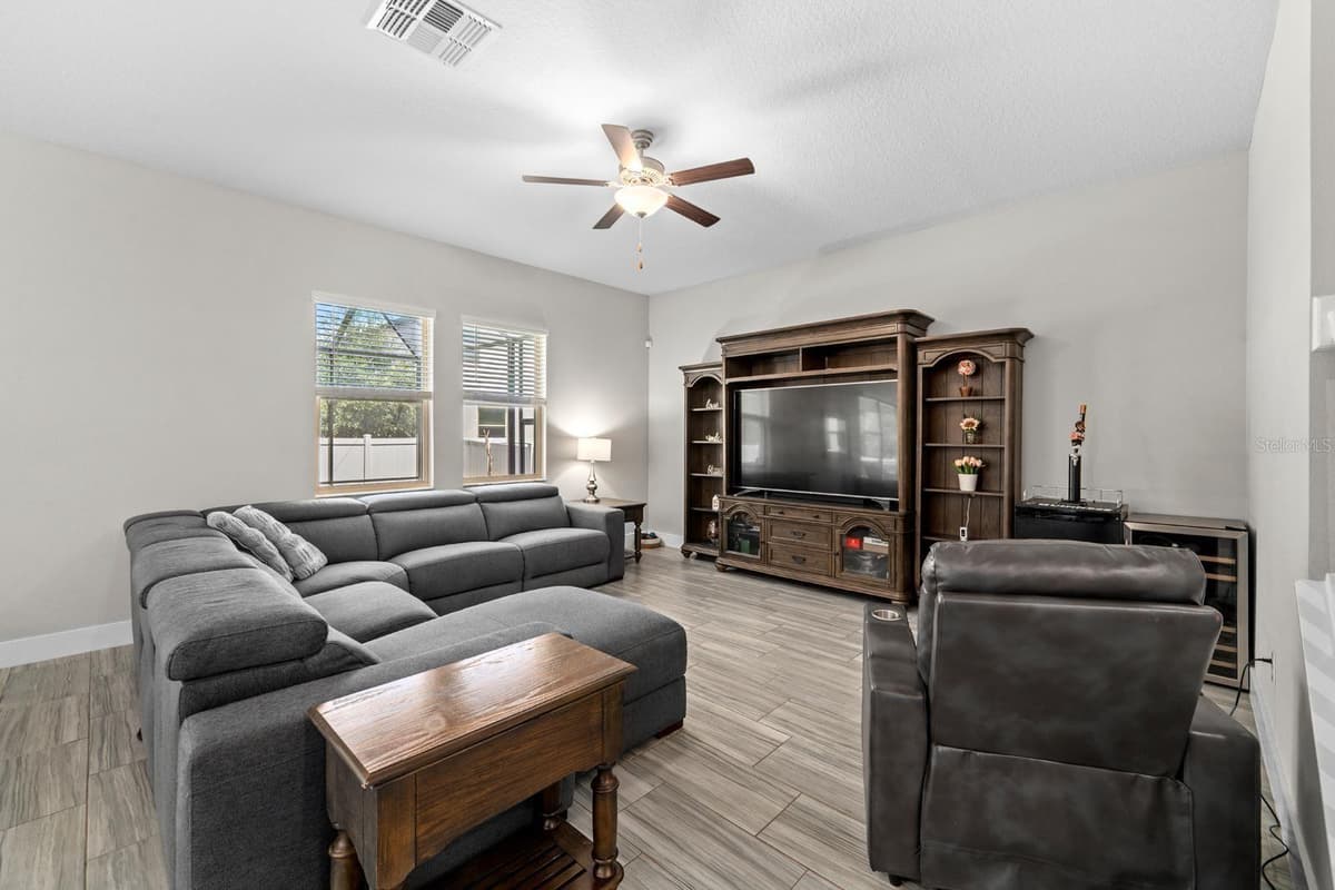 7612 JUANITA STREET — photo 3 of 27